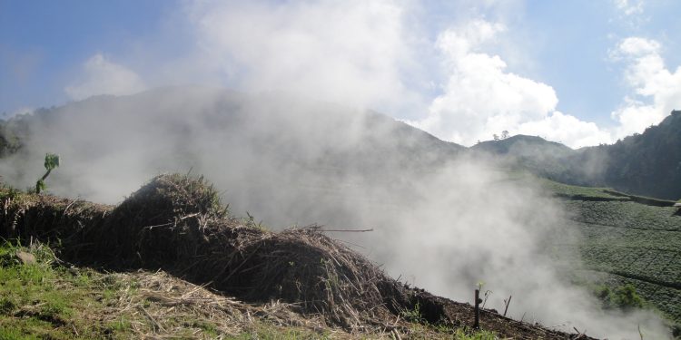 Pesona Kawah Candradimuka!! Ada Sosok Gatotkaca yang Melegenda